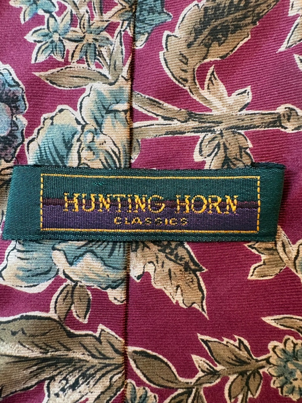 Vintage Hunting Horn Classics Burgundy Floral 100% Silk Men’s Tie